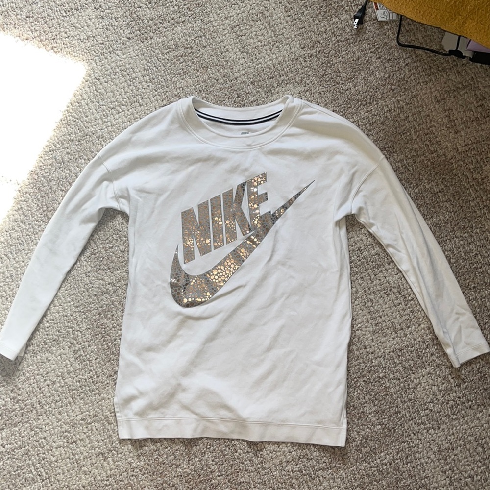Nike long sleeve/crewneck